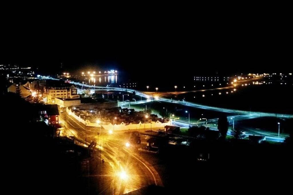 Fin Del Mundo - Edificio Australis Apartment Ushuaia Bagian luar foto