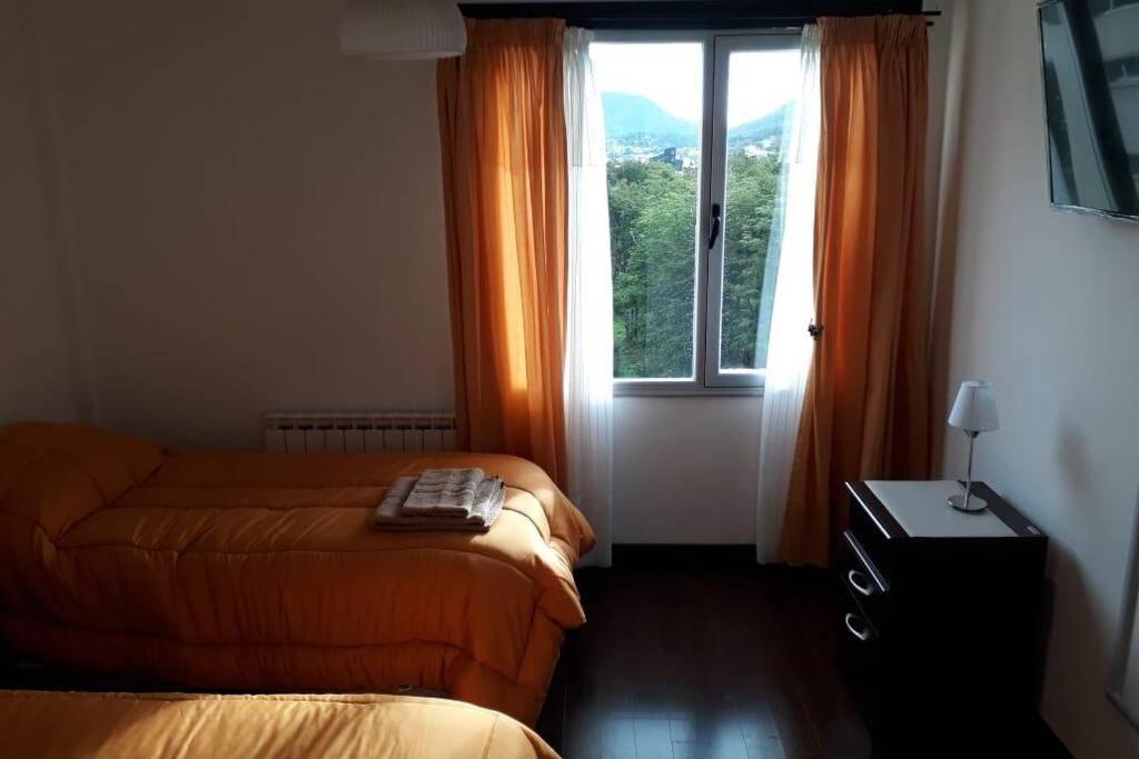 Fin Del Mundo - Edificio Australis Apartment Ushuaia Bagian luar foto